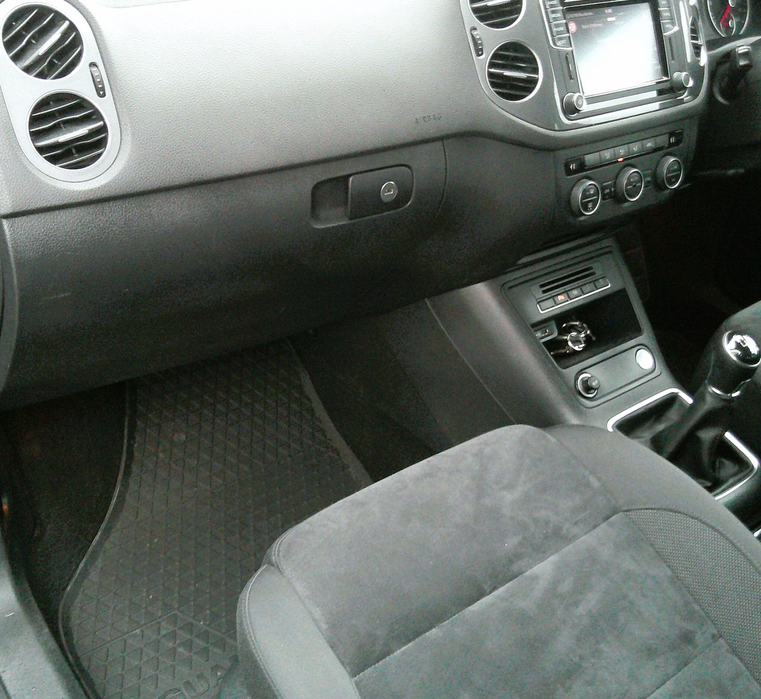 Used Volkswagen Tiguan 2016 for sale - 76914557: Photo 38