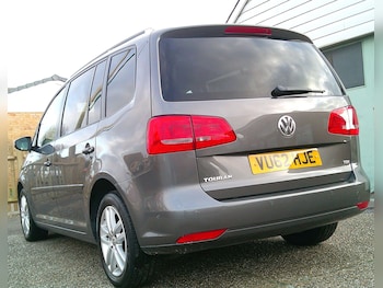 Used Volkswagen Touran 2012 for sale - 77015878: Photo