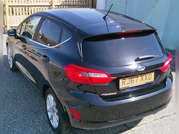 Used Ford Fiesta 2018 for sale - 78767643: Photo