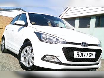 Used Hyundai i20 2017 for sale - 78462323: Photo