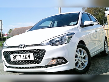 Used Hyundai i20 2017 for sale - 78462323: Photo
