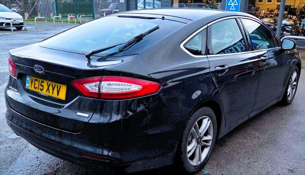 Used Ford Mondeo 2015 for sale - 77807779: Photo 2