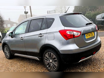 Used Suzuki SX4 S-Cross 2014 for sale - 77908962: Photo
