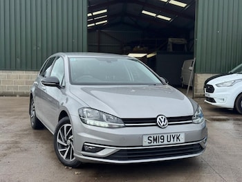 Used Volkswagen Golf 2019 for sale - 78619614: Photo