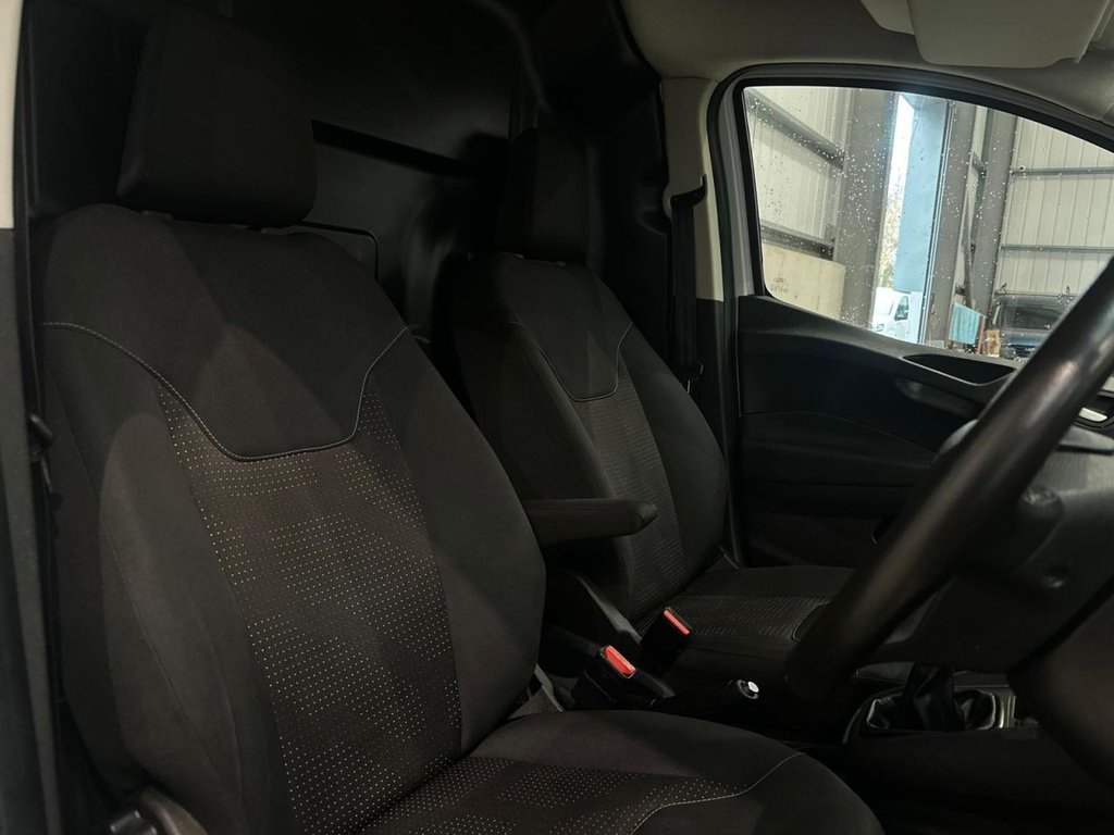 Used Ford Transit Courier 2022 for sale - 78095841: Photo 18