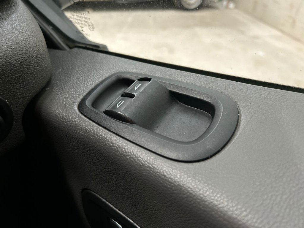 Used Ford Transit 2023 for sale - 78095882: Photo 29