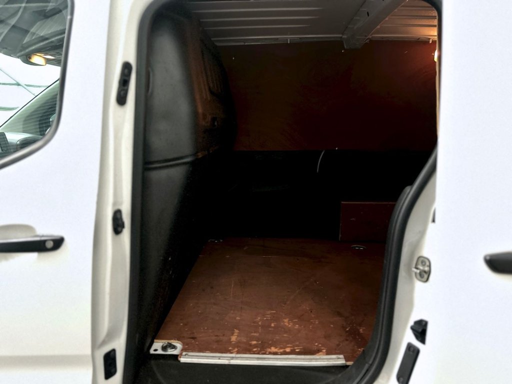 Used Vauxhall Combo 2022 for sale - 78096034: Photo 9