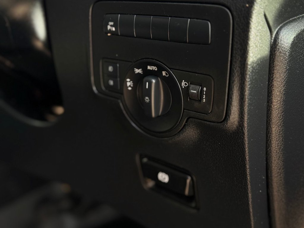 Used Mercedes-Benz Vito 2021 for sale - 78095876: Photo 33
