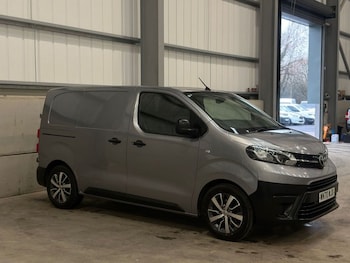 Toyota ProAce feature image