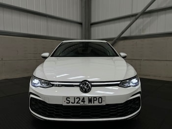 Used Volkswagen Golf 2024 for sale - 78557261: Photo