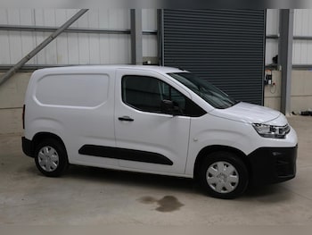 Used Citroen Berlingo 2024 for sale - 79072620: Photo