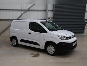 Used Citroen Berlingo 2024 for sale - 79072620: Photo