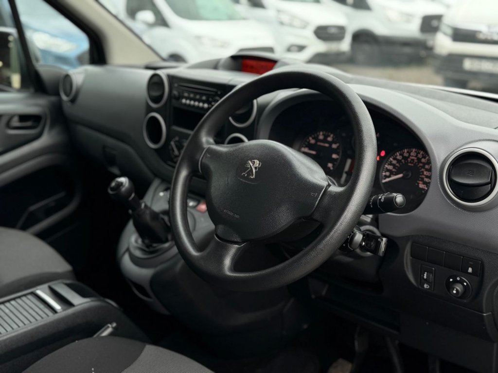 Used Peugeot Partner 2019 for sale - 78096061: Photo 26
