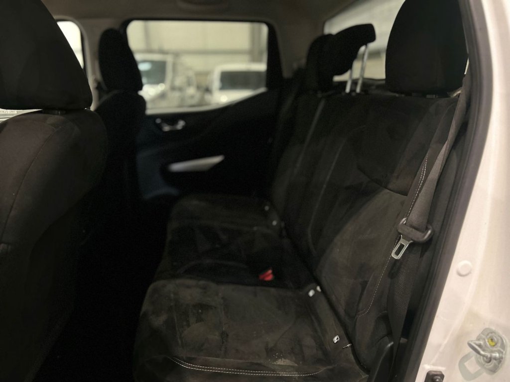Used Nissan Navara 2018 for sale - 78095995: Photo 23