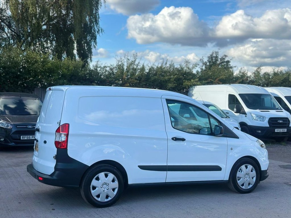 Used Ford Transit Courier 2020 for sale - 78095919: Photo 18