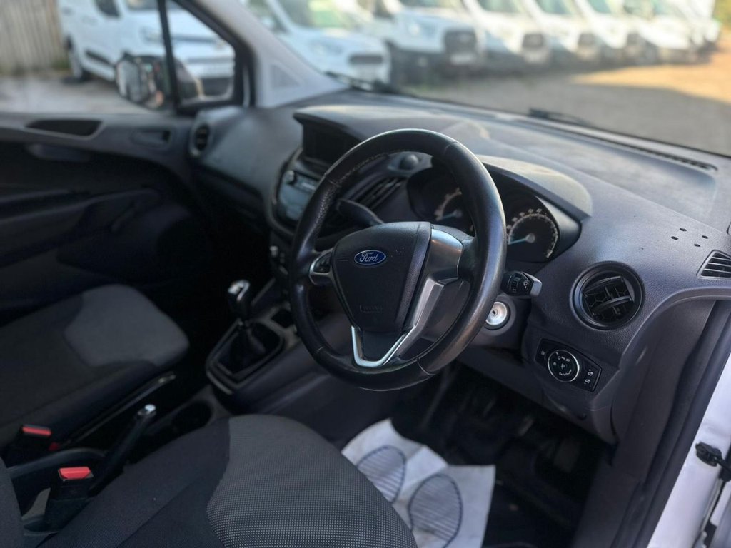 Used Ford Transit Courier 2020 for sale - 78095919: Photo 25