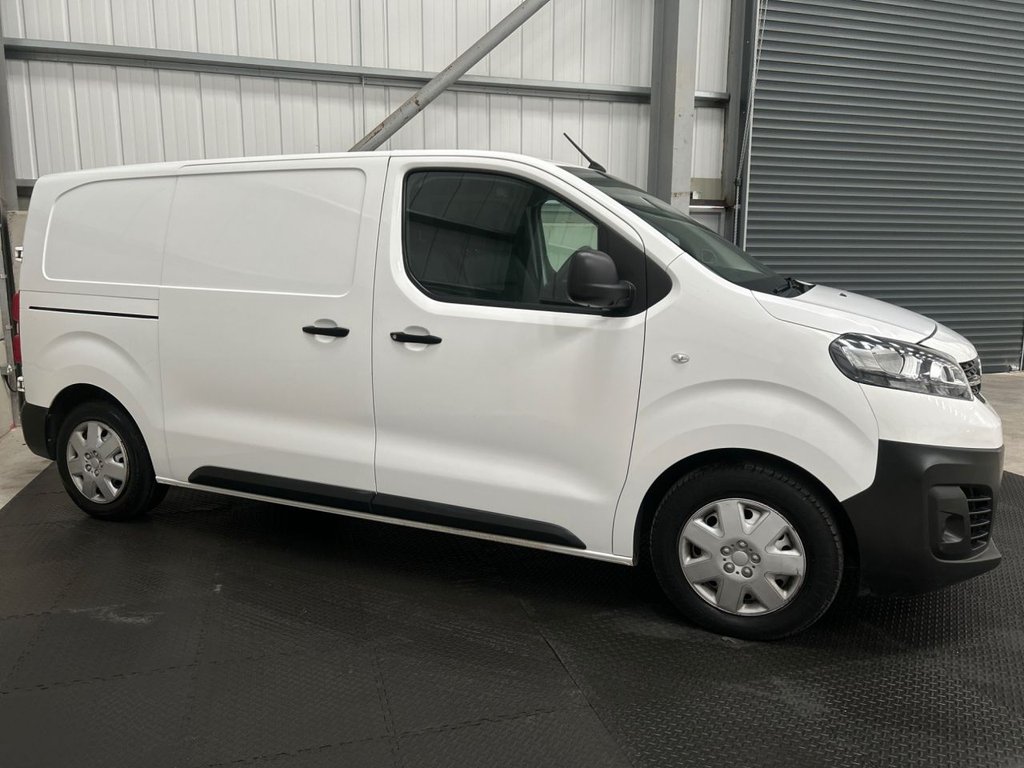 Used Vauxhall Vivaro 2021 for sale - 78096980: Photo 2