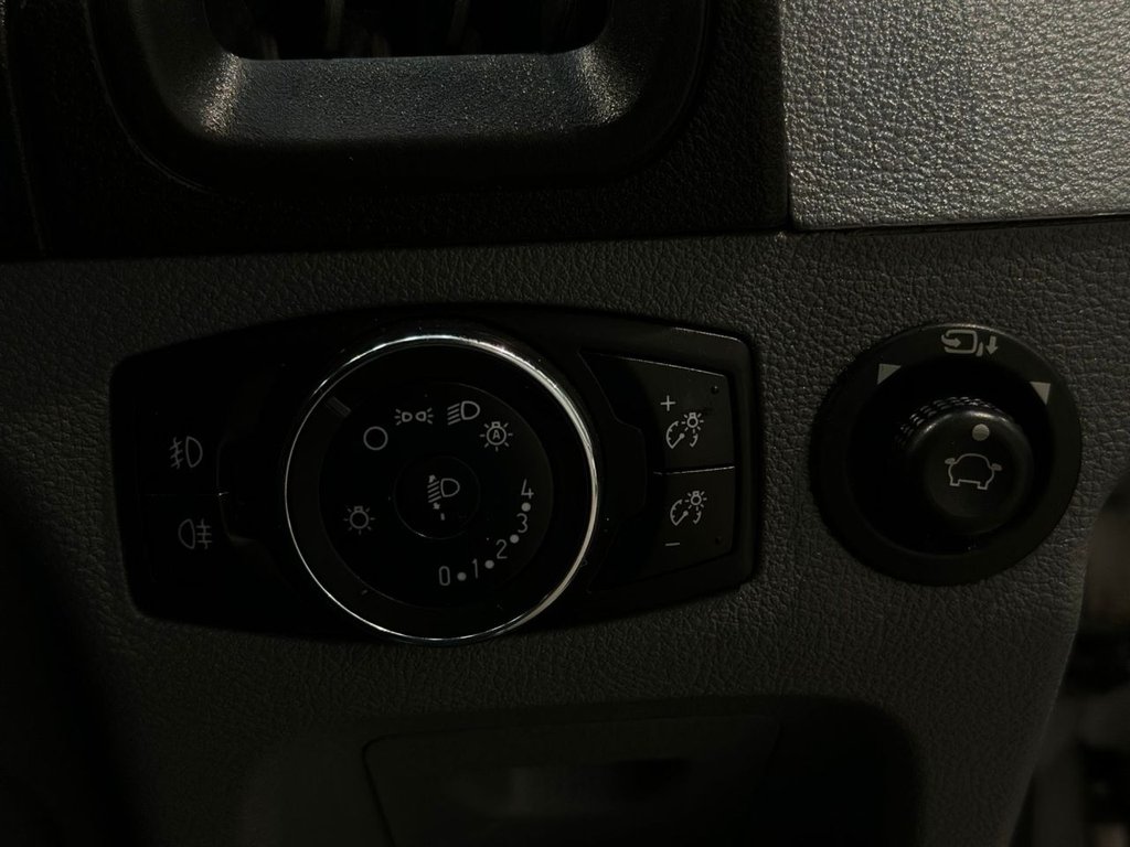 Used Ford Transit 2018 for sale - 78095883: Photo 32