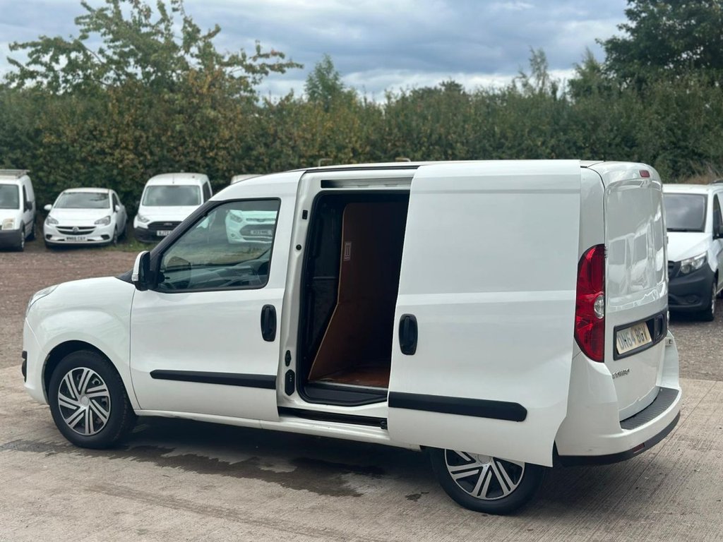 Used Vauxhall Combo 2014 for sale - 78095969: Photo 13