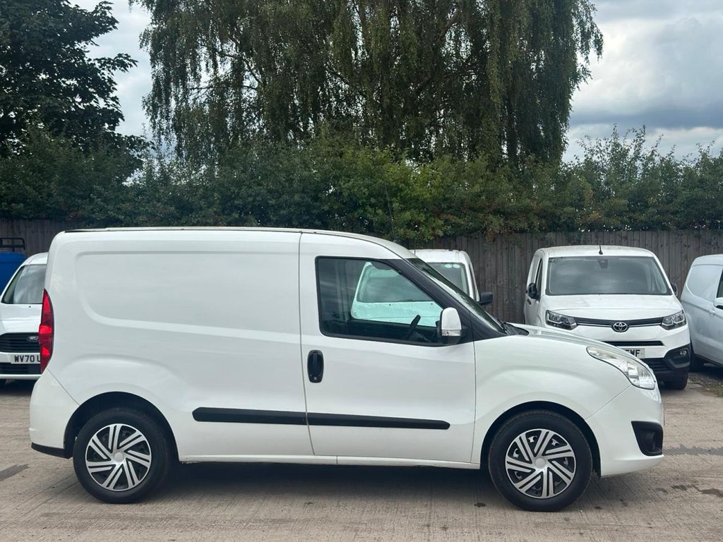 Used Vauxhall Combo 2014 for sale - 78095969: Photo 23