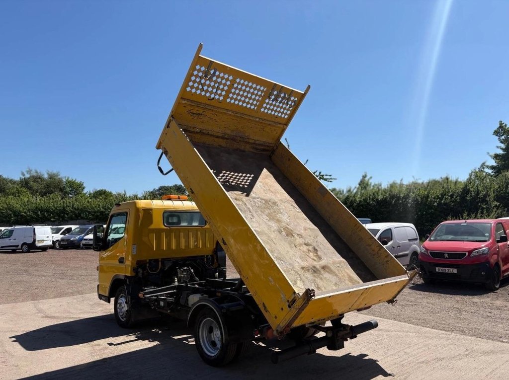 Used Mitsubishi Canter 2016 for sale - 78095939: Photo 9