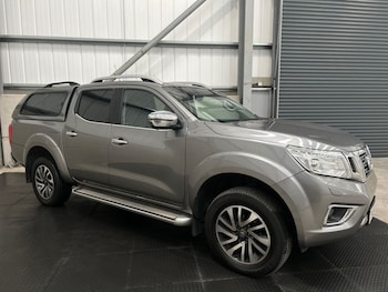 Used Nissan Navara 2017 for sale - 78330082: Photo