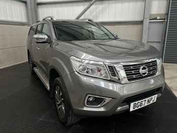 Used Nissan Navara 2017 for sale - 78330082: Photo