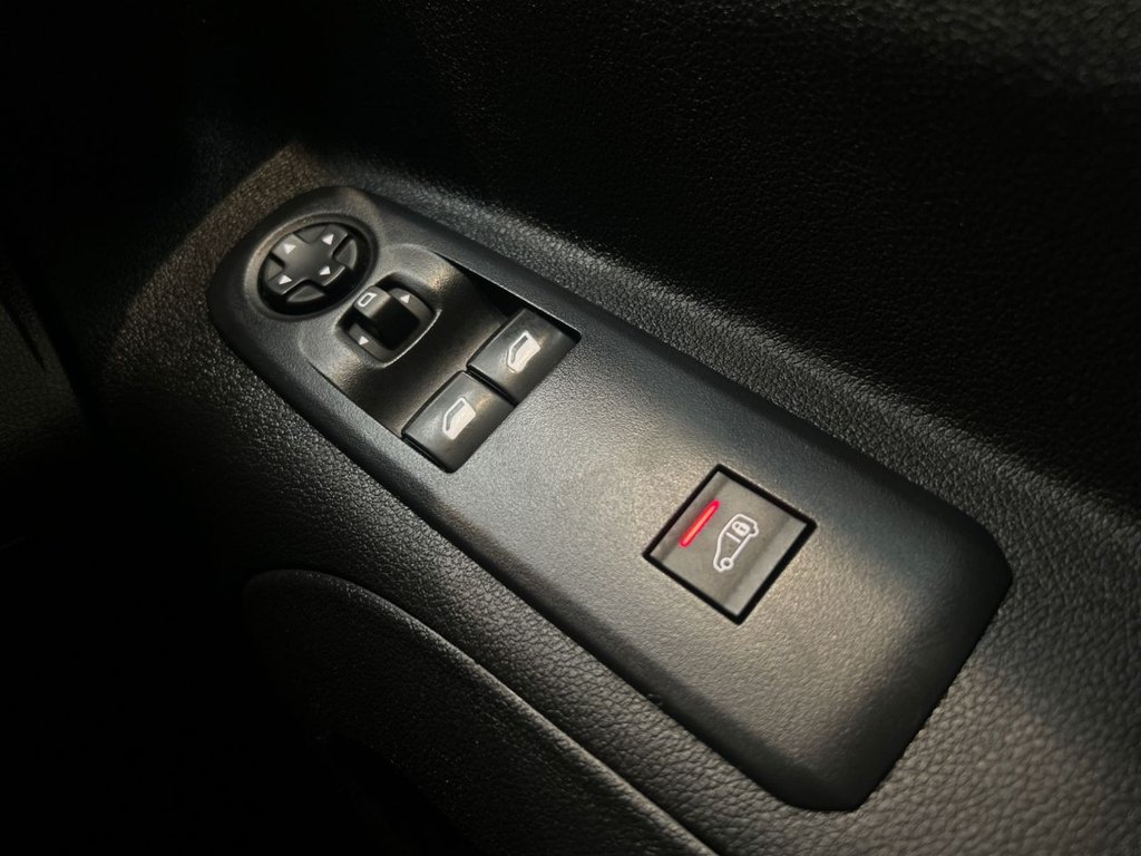 Used Peugeot Partner 2023 for sale - 78096012: Photo 32