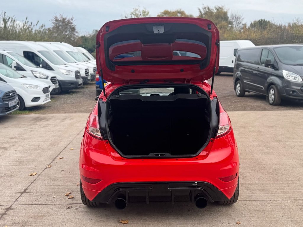 Used Ford Fiesta 2014 for sale - 78095871: Photo 21