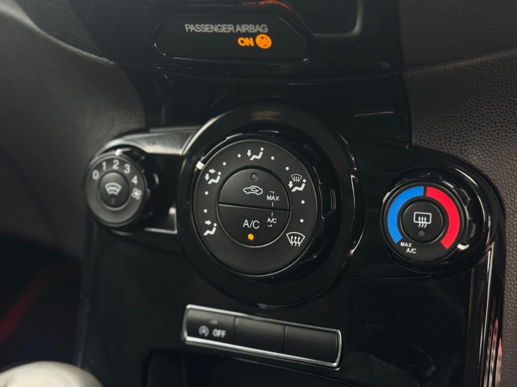 Used Ford Fiesta 2014 for sale - 78095871: Photo 38