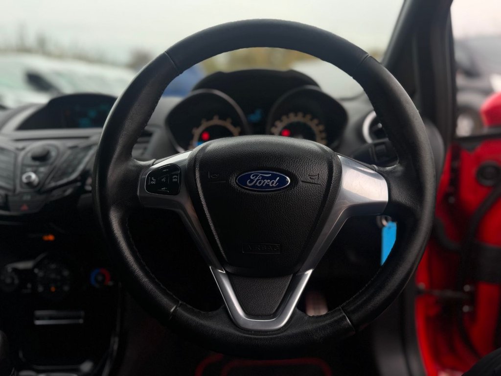 Used Ford Fiesta 2014 for sale - 78095871: Photo 41