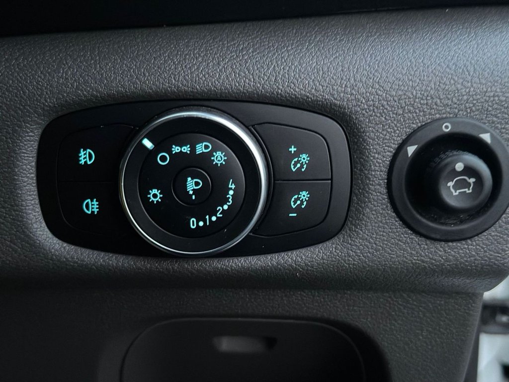 Used Ford Transit 2019 for sale - 78096016: Photo 33