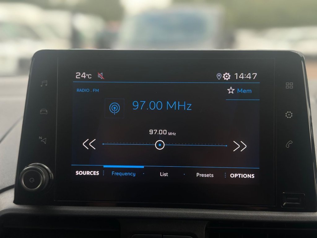 Used Peugeot Partner 2021 for sale - 78096042: Photo 23