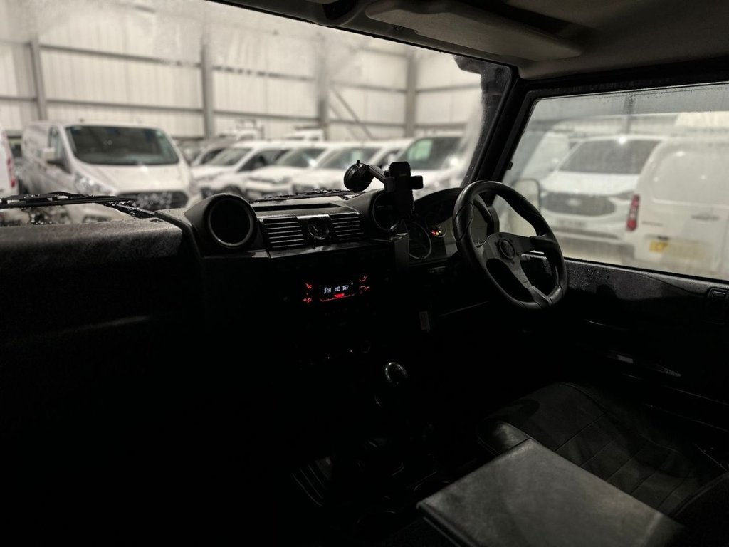 Used Land Rover Defender 2008 for sale - 78095800: Photo 23