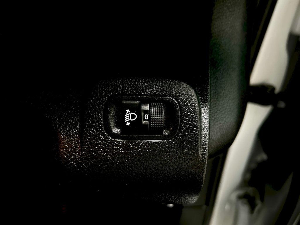 Used Peugeot Partner 2023 for sale - 78096135: Photo 31