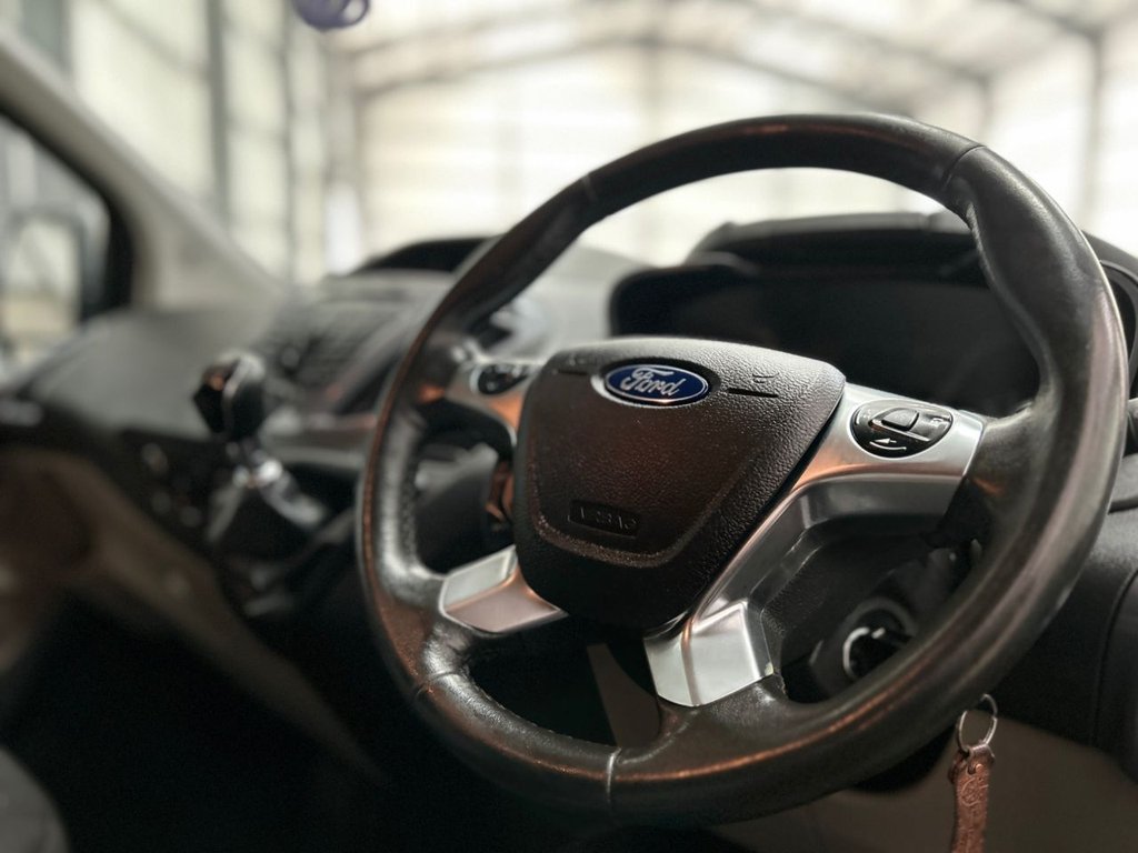 Used Ford Tourneo Custom 2017 for sale - 78181052: Photo 33