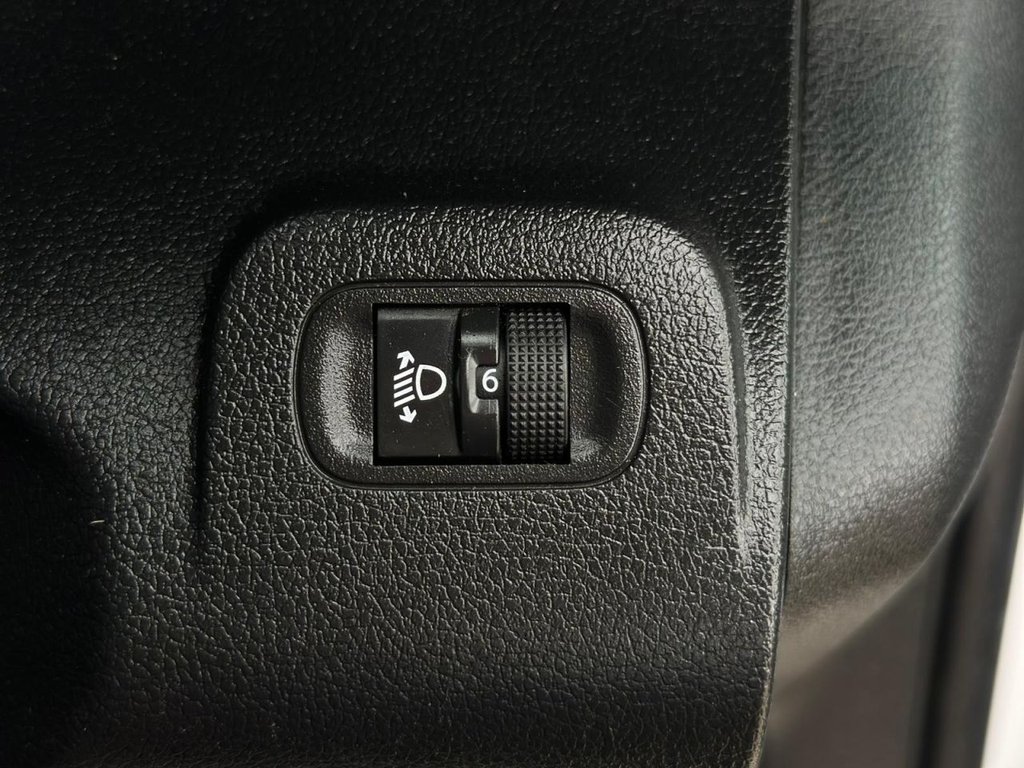 Used Peugeot Partner 2020 for sale - 78096067: Photo 35