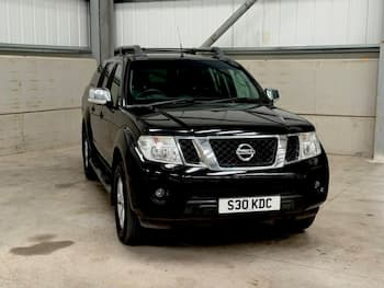 Used Nissan Navara 2015 for sale - 79743058: Photo
