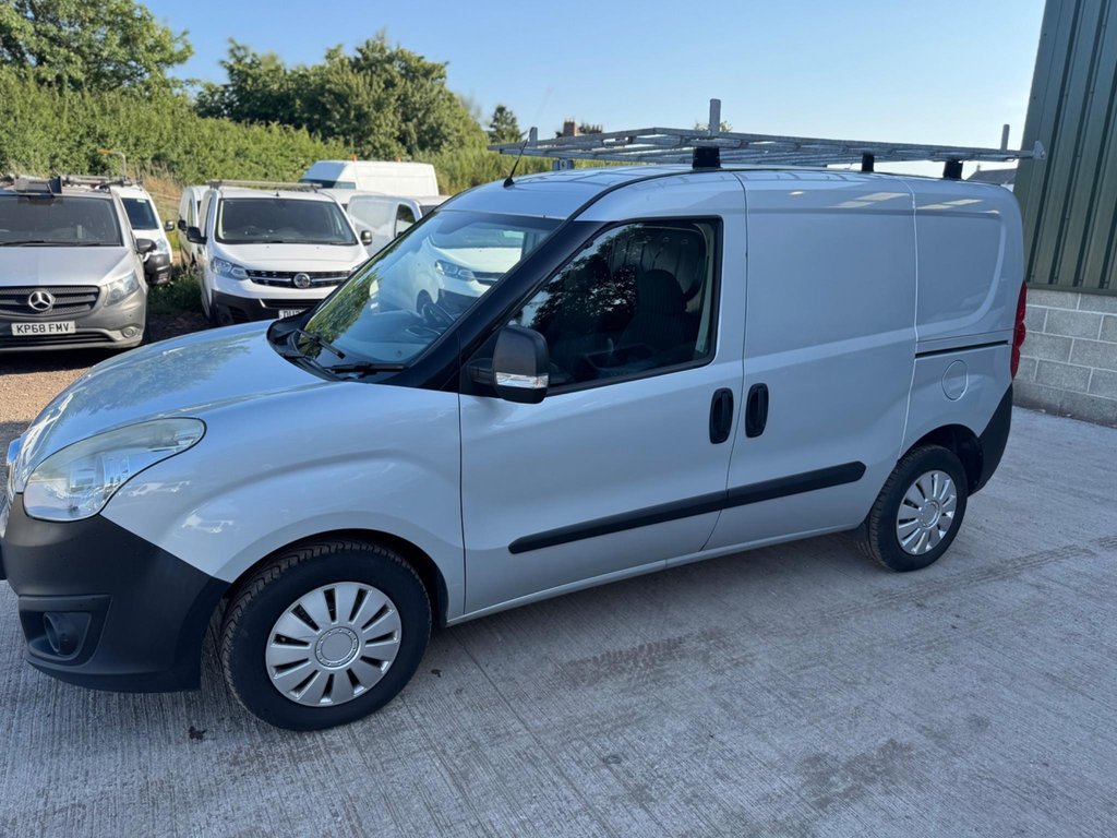 Used Vauxhall Combo 2017 for sale - 78095968: Photo 10