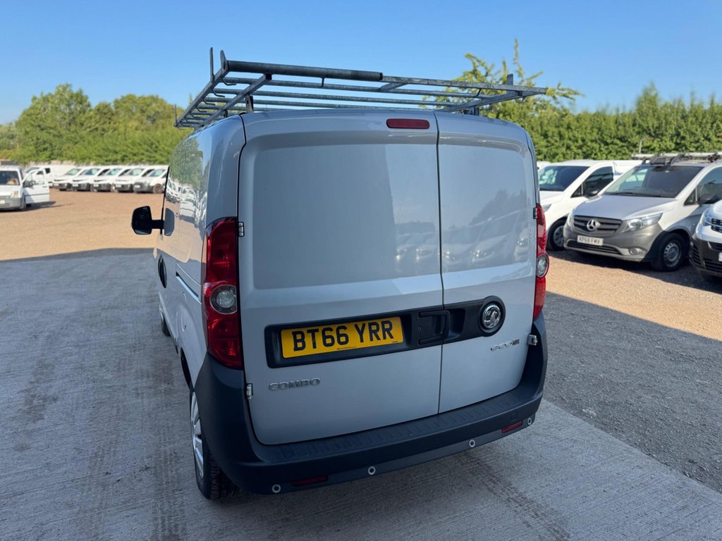 Used Vauxhall Combo 2017 for sale - 78095968: Photo 17