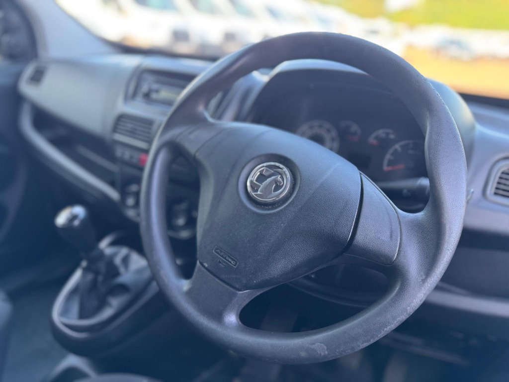 Used Vauxhall Combo 2017 for sale - 78095968: Photo 32