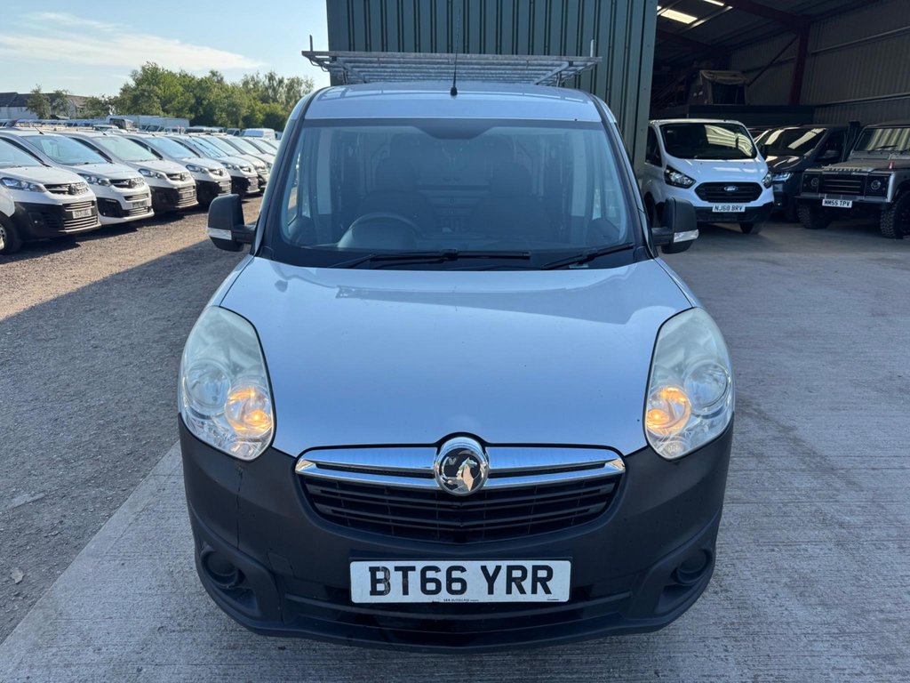 Used Vauxhall Combo 2017 for sale - 78095968: Photo 5