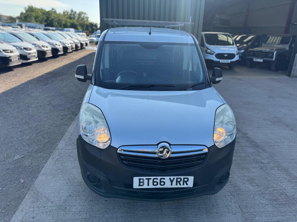 Used Vauxhall Combo 2017 for sale - 78095968: Photo 6