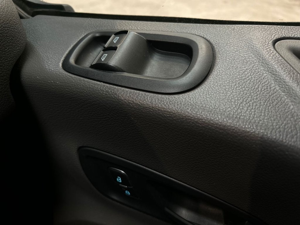 Used Ford Transit 2019 for sale - 78096302: Photo 30