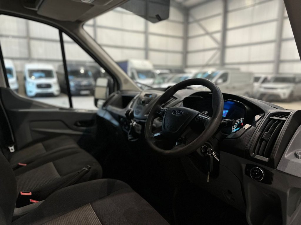 Used Ford Transit 2018 for sale - 78095999: Photo 34