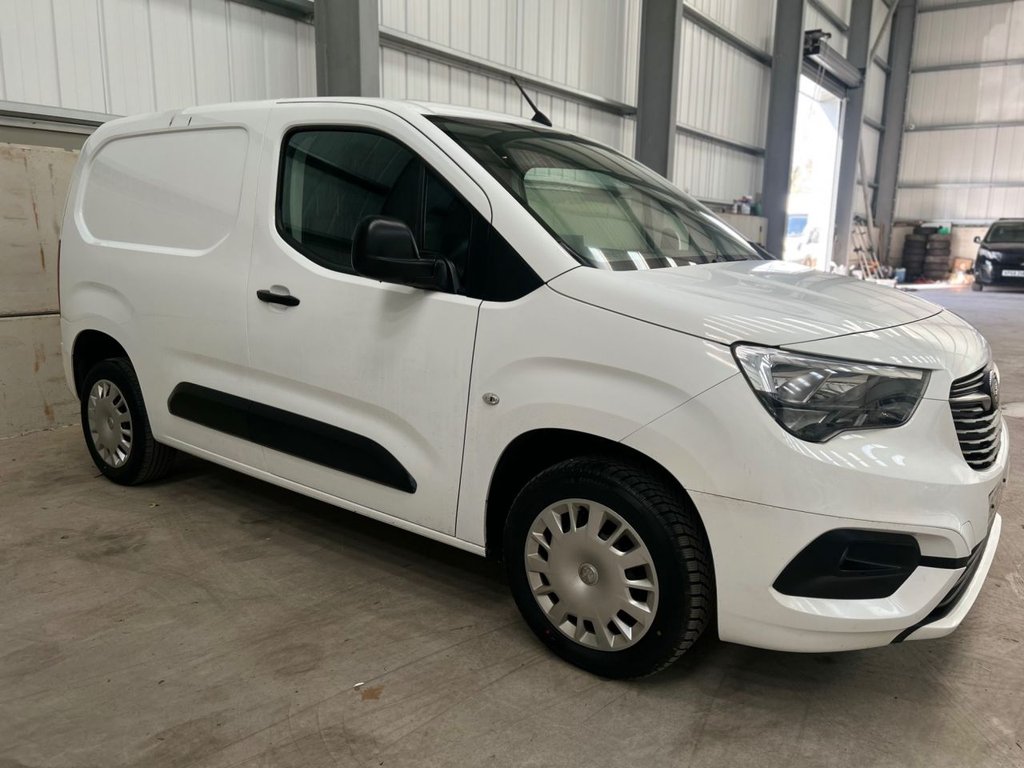 Used Vauxhall Combo 2022 for sale - 78096372: Photo 2