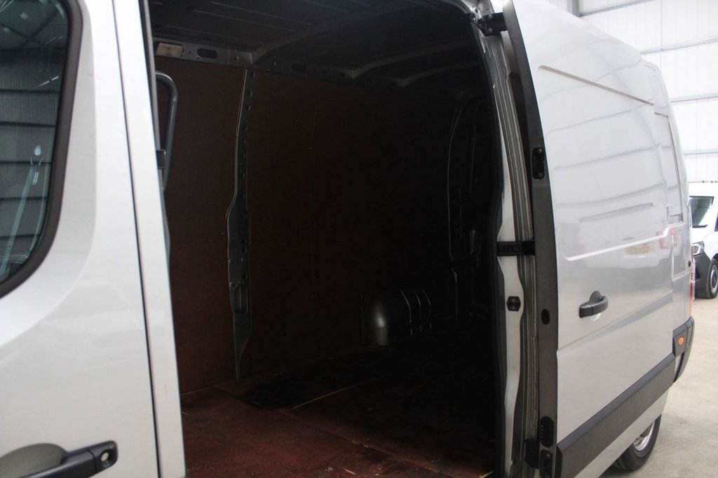 Used Vauxhall Movano 2022 for sale - 78096011: Photo 11