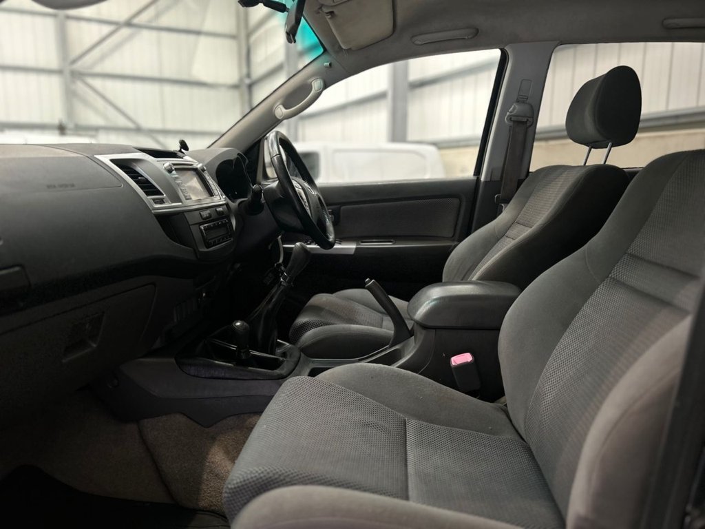 Used Toyota Hilux 2012 for sale - 78096359: Photo 21
