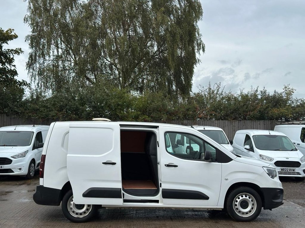 Used Vauxhall Combo 2019 for sale - 78095997: Photo 17