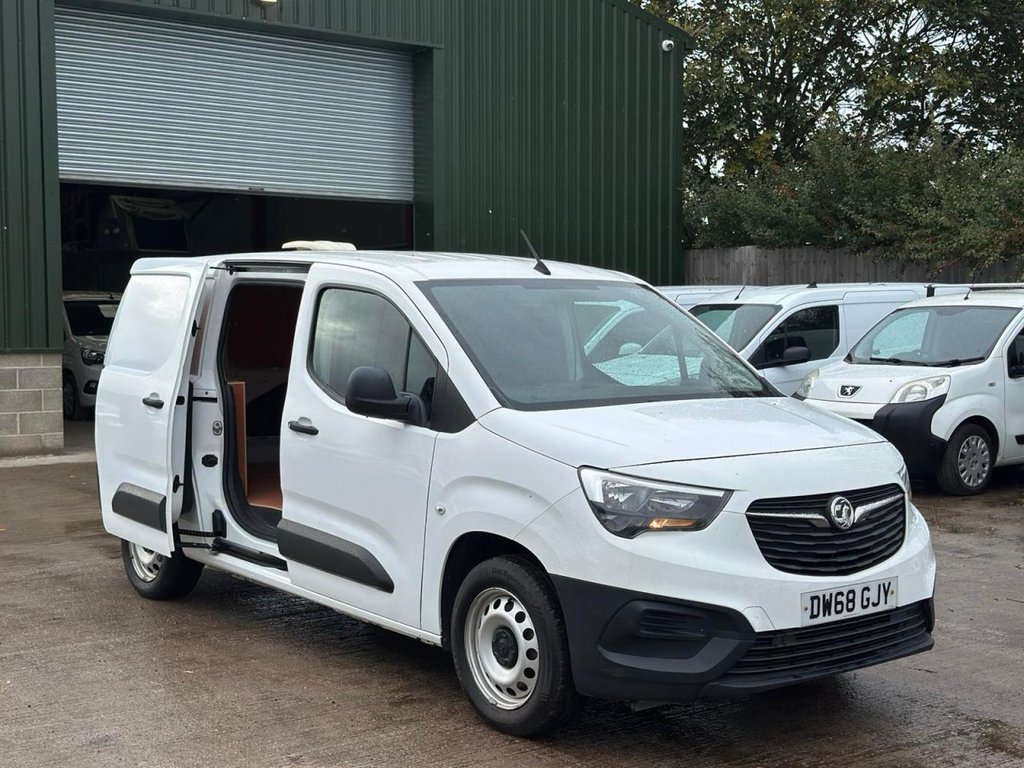 Used Vauxhall Combo 2019 for sale - 78095997: Photo 3